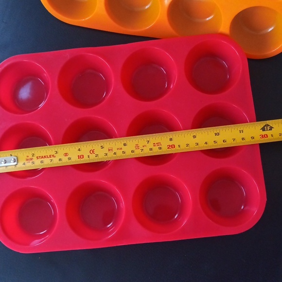 Silicone Muffin Pan Set - Red, Blue, and Orange - Picture 9 of 10